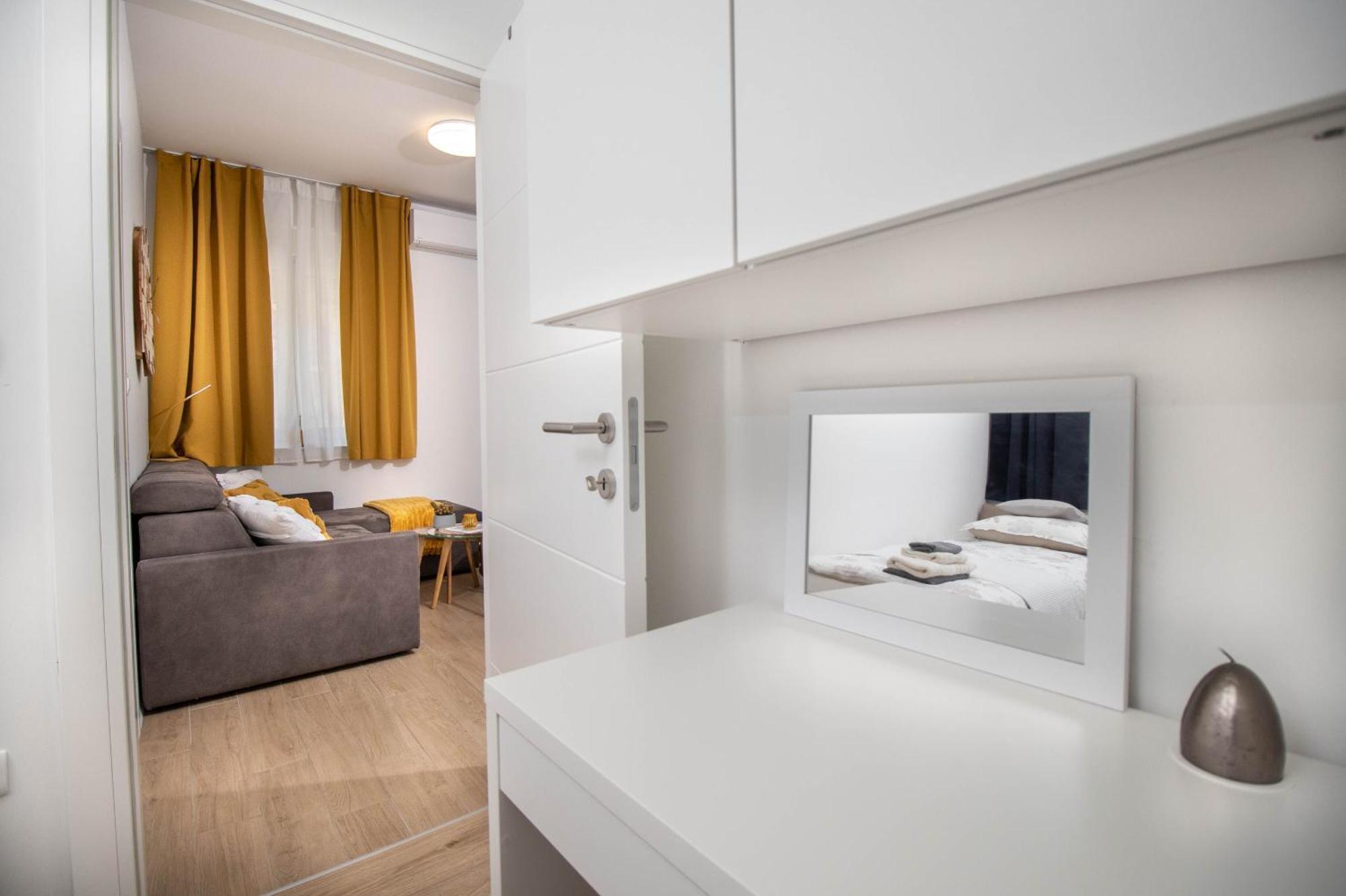 Apartman Maki Vinkovci Exterior photo